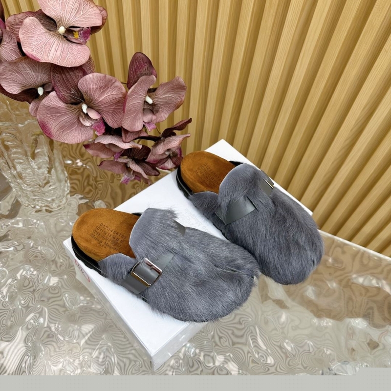 Other Slippers